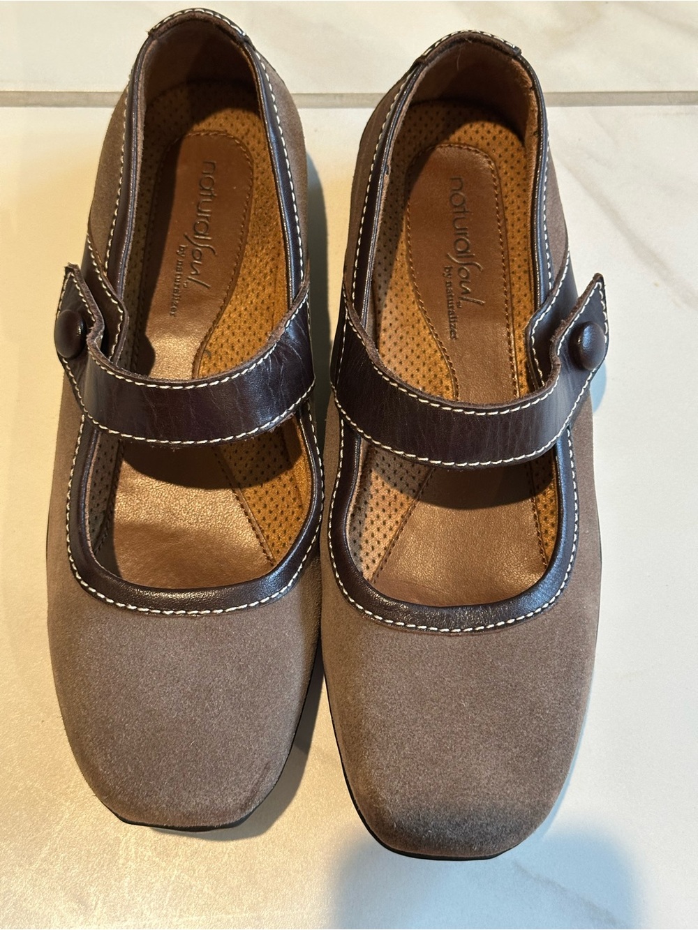 Natural Soul by Naturalizer Brown Suede Mary Jane Flats Women Size 8